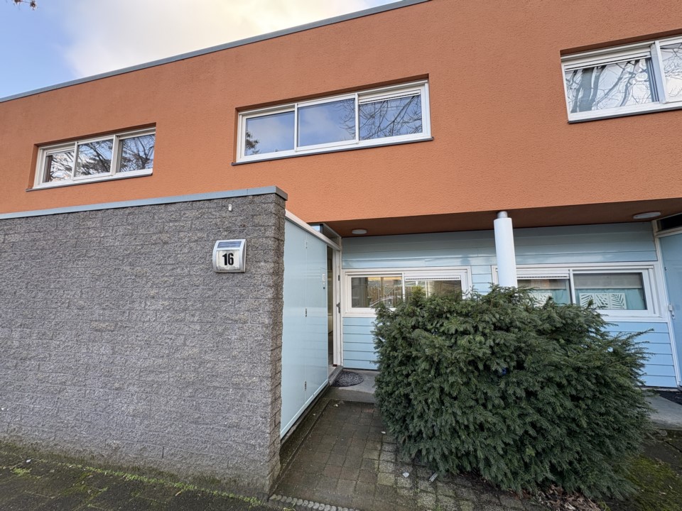 A rental house advertisment